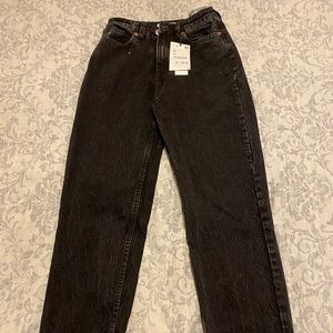 Zara Classic Mom Fit Jean